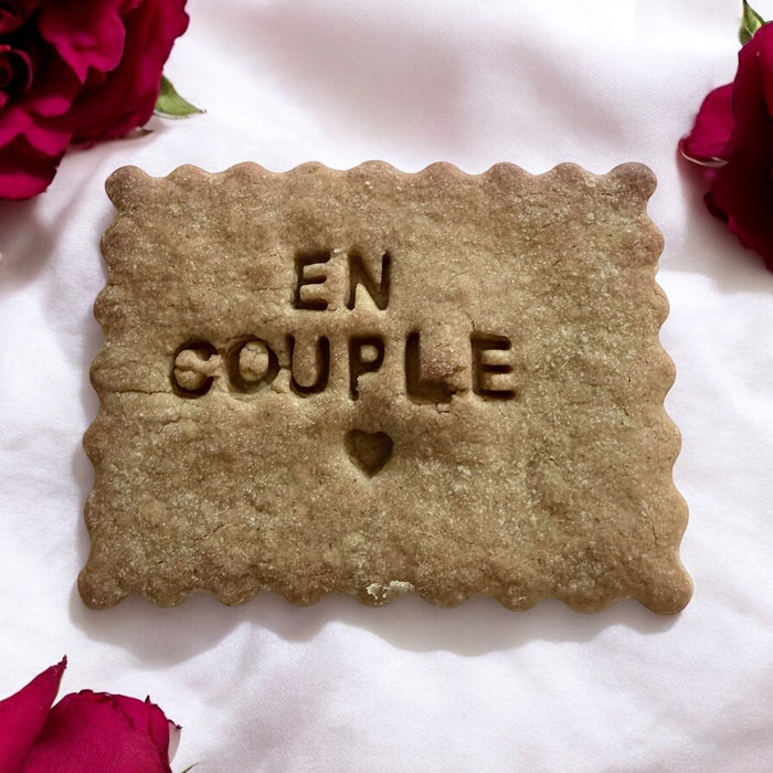 En couple