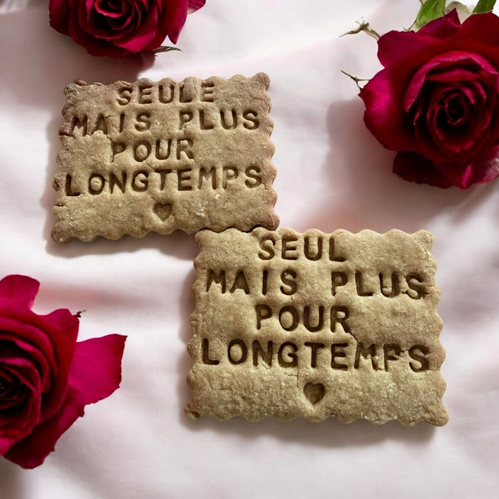 Seul(e) mais plus pour longtemps